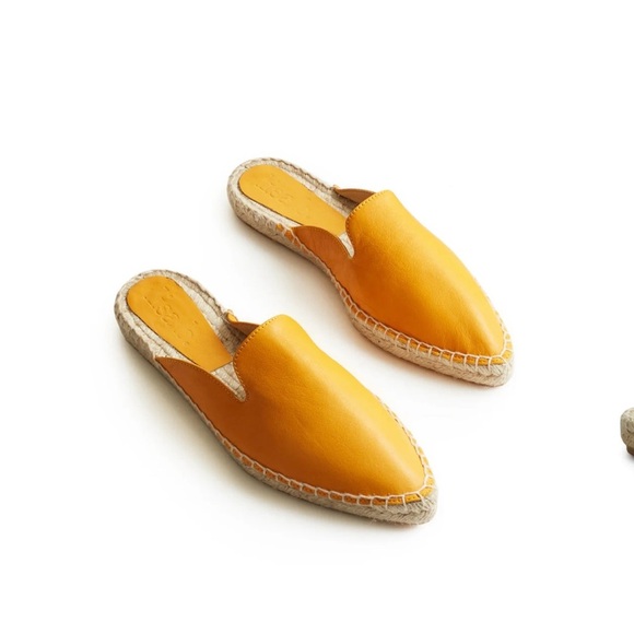 NWOT Lisa B yellow leather pointed toe mule espadrille. Coastal. Classic. Beach - Picture 3 of 10